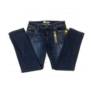 Kut From The Kloth | Distressed Sz 8 Straight Jean